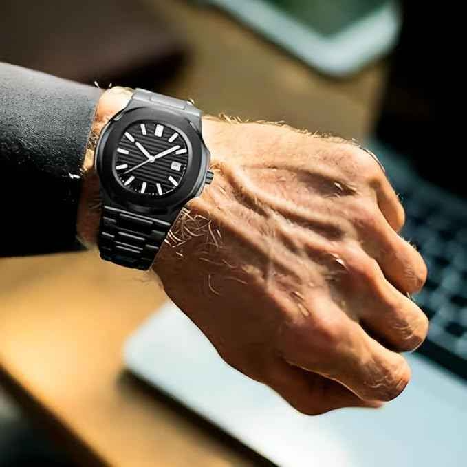 Luxury Men's Vintage Wristwatch with Stainless Steel Band and Black Textured Dial – Classic Quartz Watch with Date Display