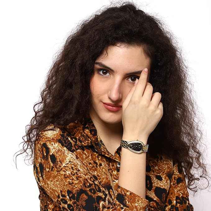 Fashionable Ladies Waterproof Watch - Elegant Gold-Silver Analog Quartz Design, Perfect Gift for Women