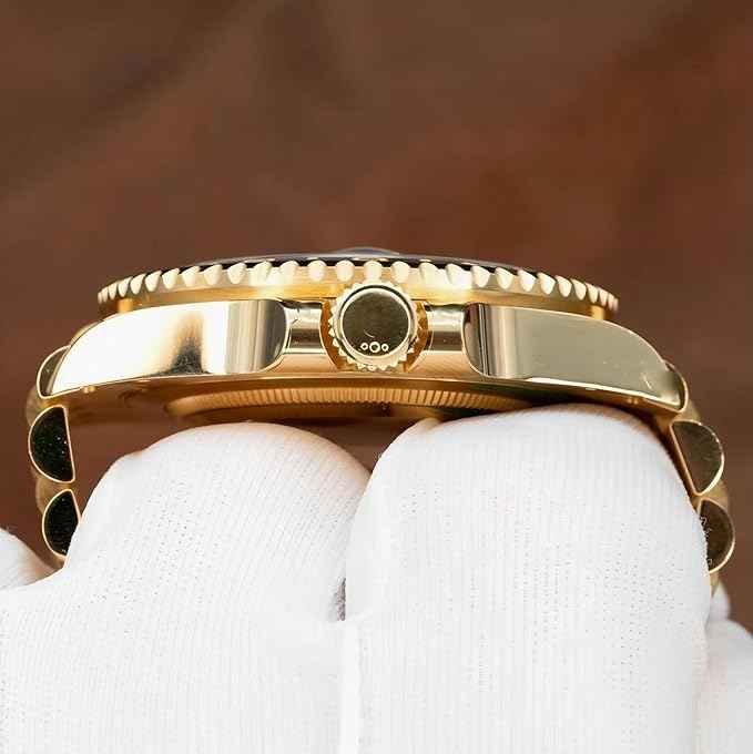 Men's Luxury GMT Watch | 18K Gold-Plated Design with Black Dial and Rotating Bezel | Water-Resistant Timepiece